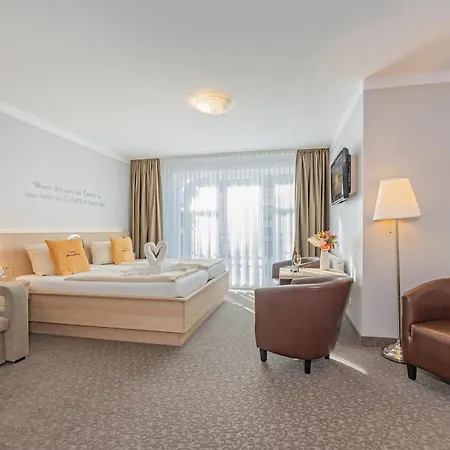 Hotel Strandhus Ostseebad Heringsdorf