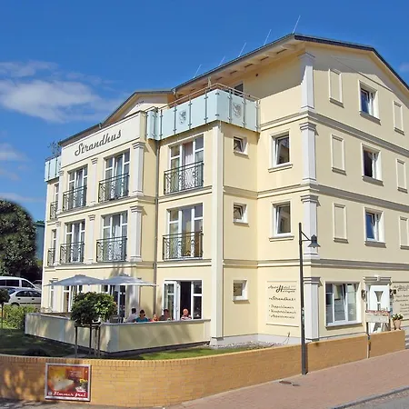 Strandhus Hotel 3*