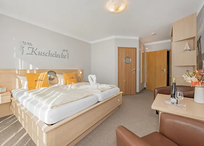 Strandhus Hotel 3*
